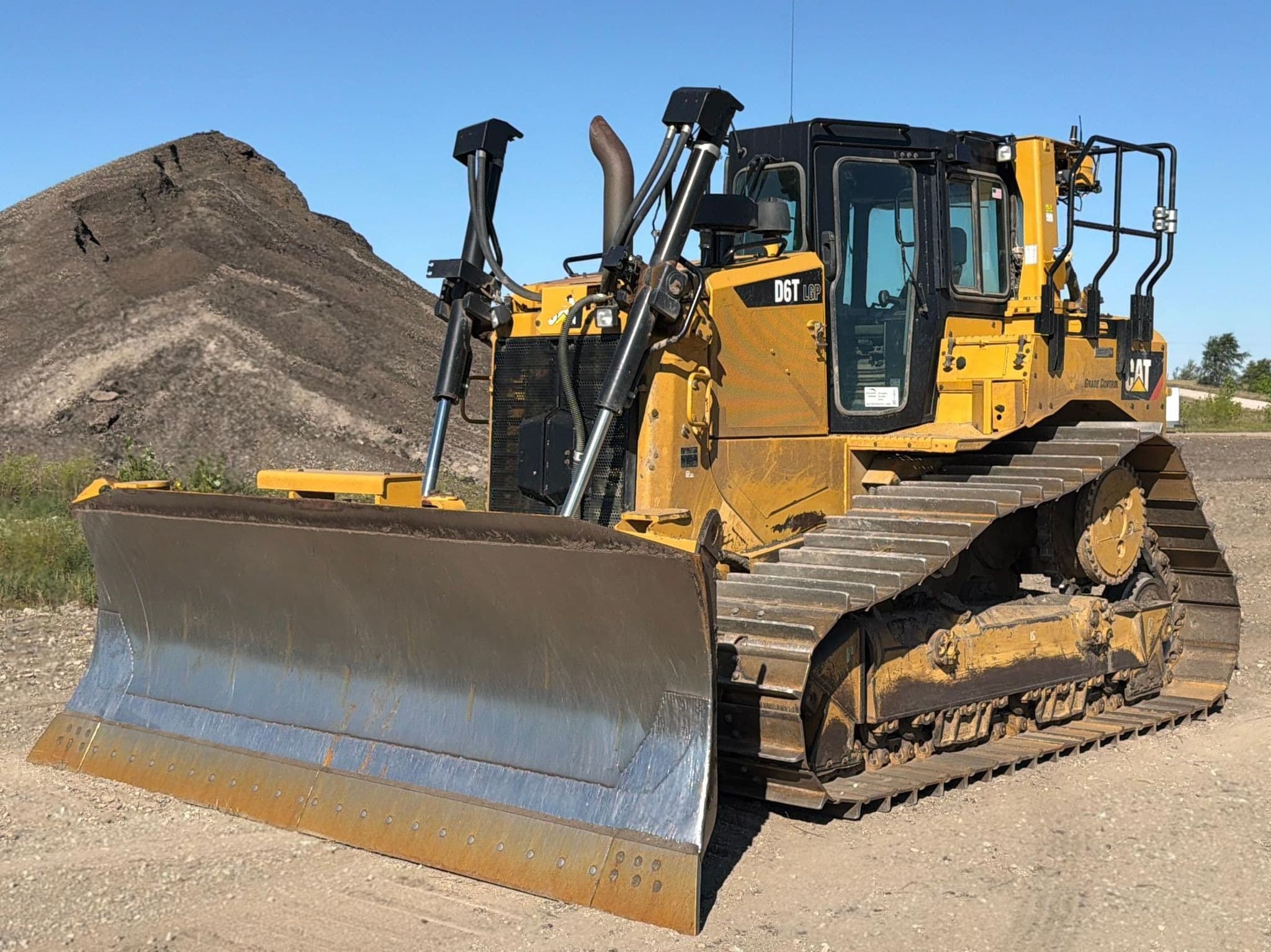 Caterpillar D6T dozer listed by MF Equipment in Florida